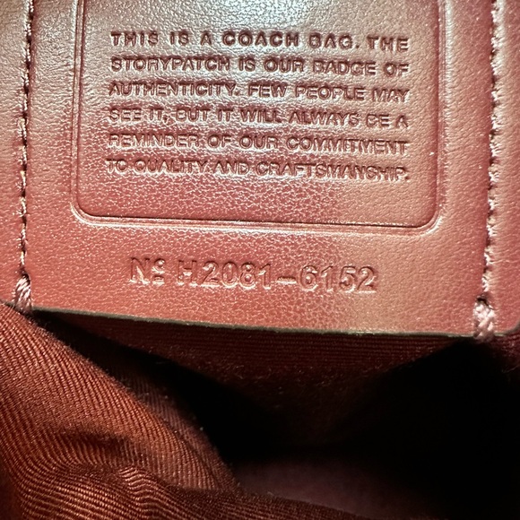 Coach Pennie Pebbled Leather Shoulder Bag w/ 2 straps & bag tag EUC - Picture 2 of 11